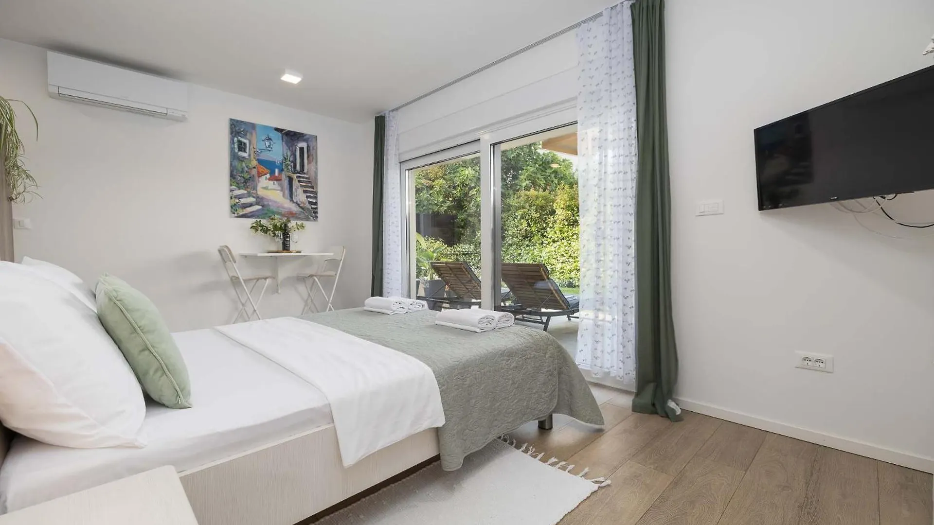 Studio Apartment Rosa Krk Krk Town