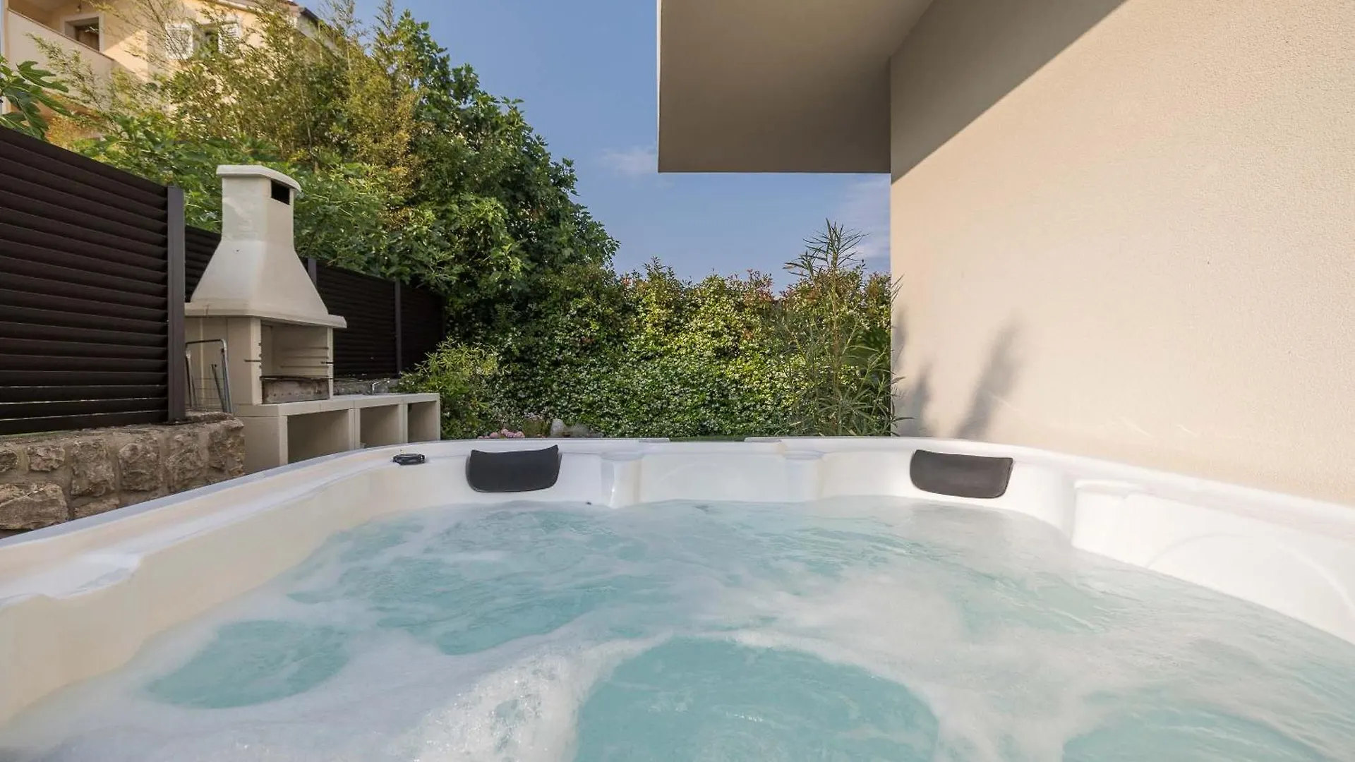 Studio Apartment Rosa Krk Krk Town